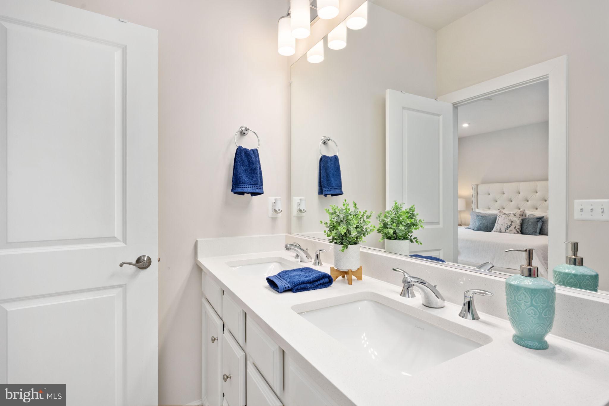 POTOMAC SHORES - Residential