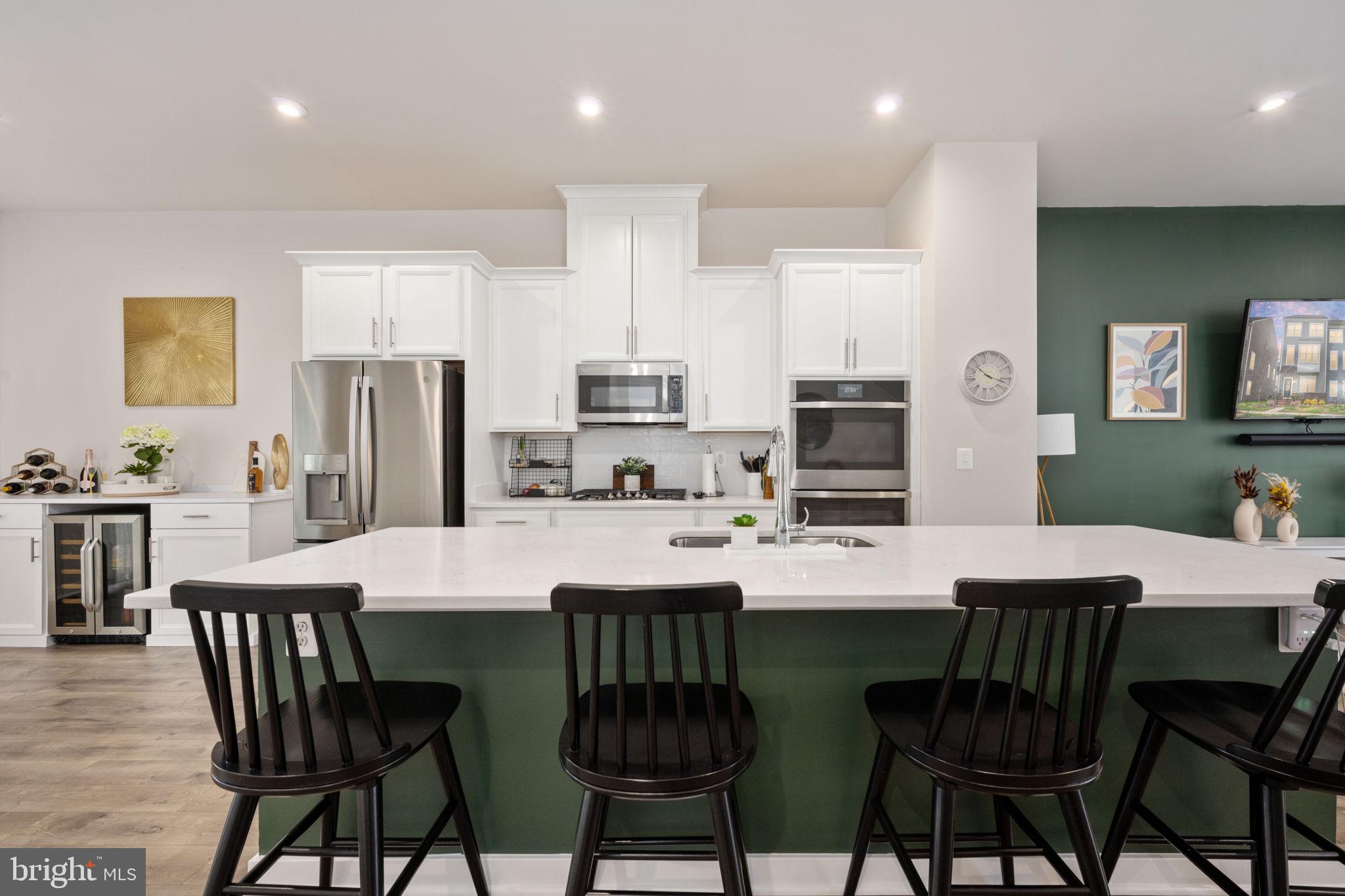 POTOMAC SHORES - Residential