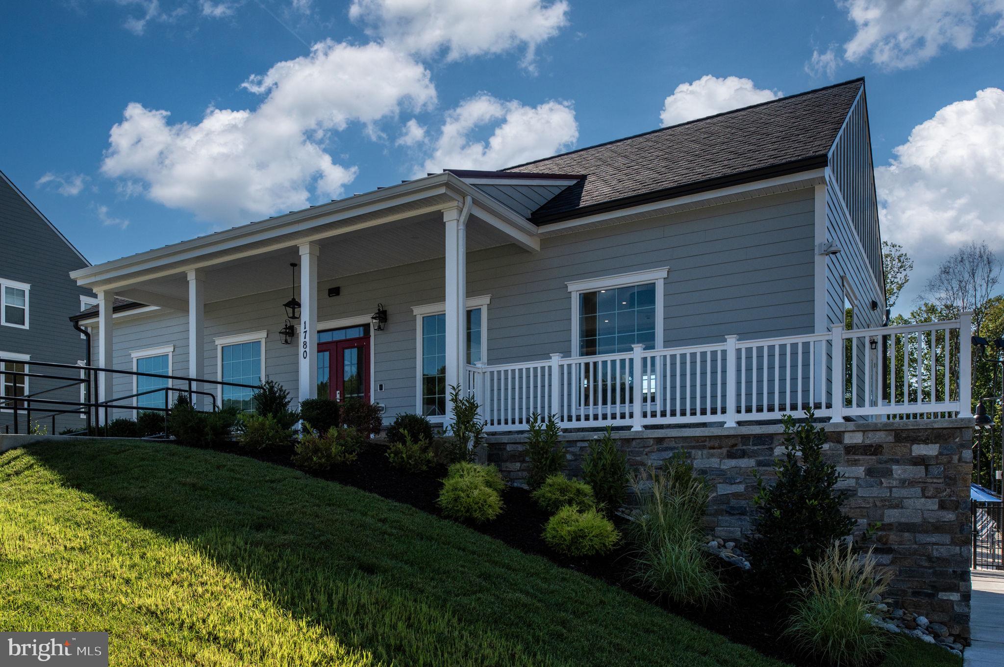 POTOMAC SHORES - Residential