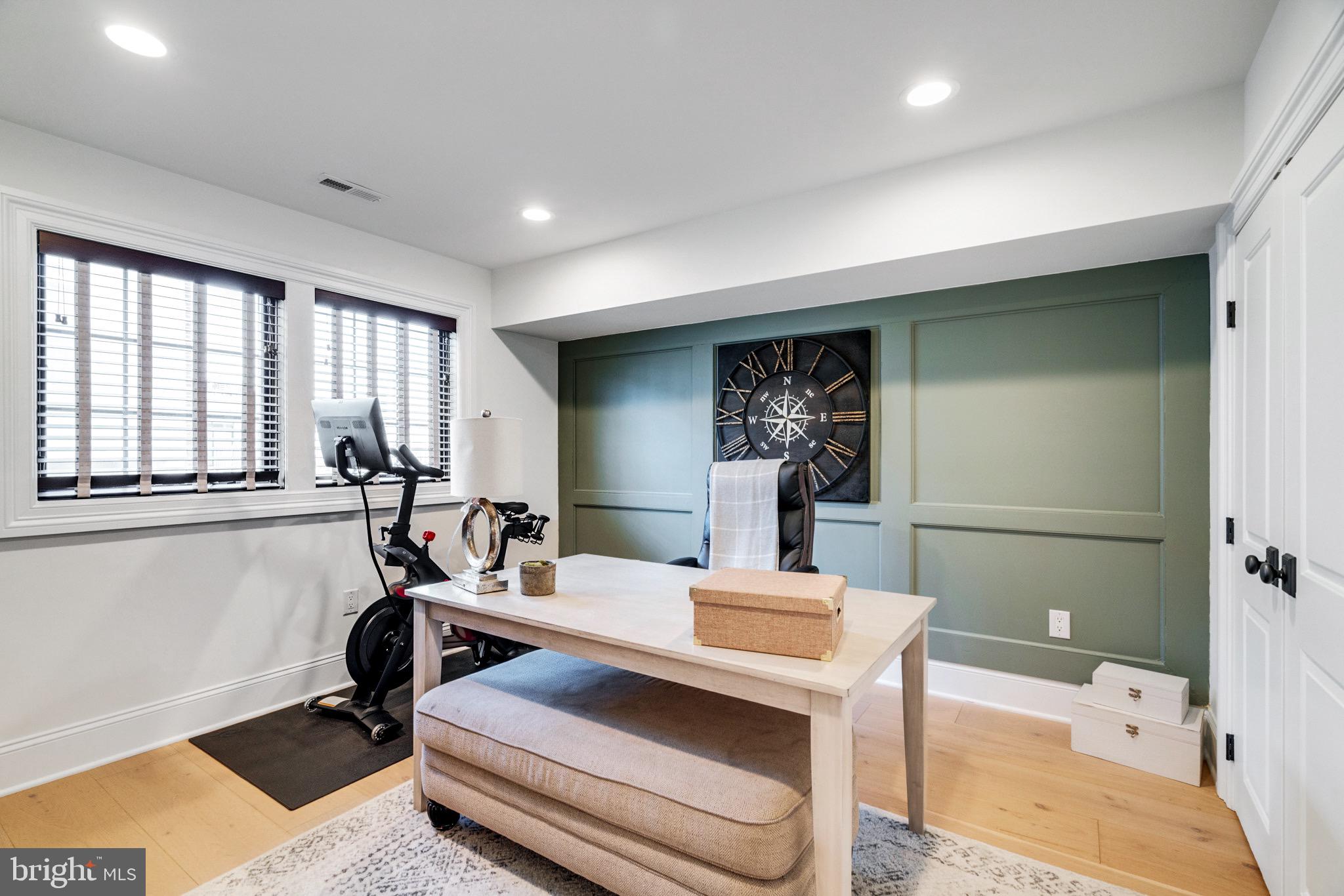 BELLA VISTA - Residential