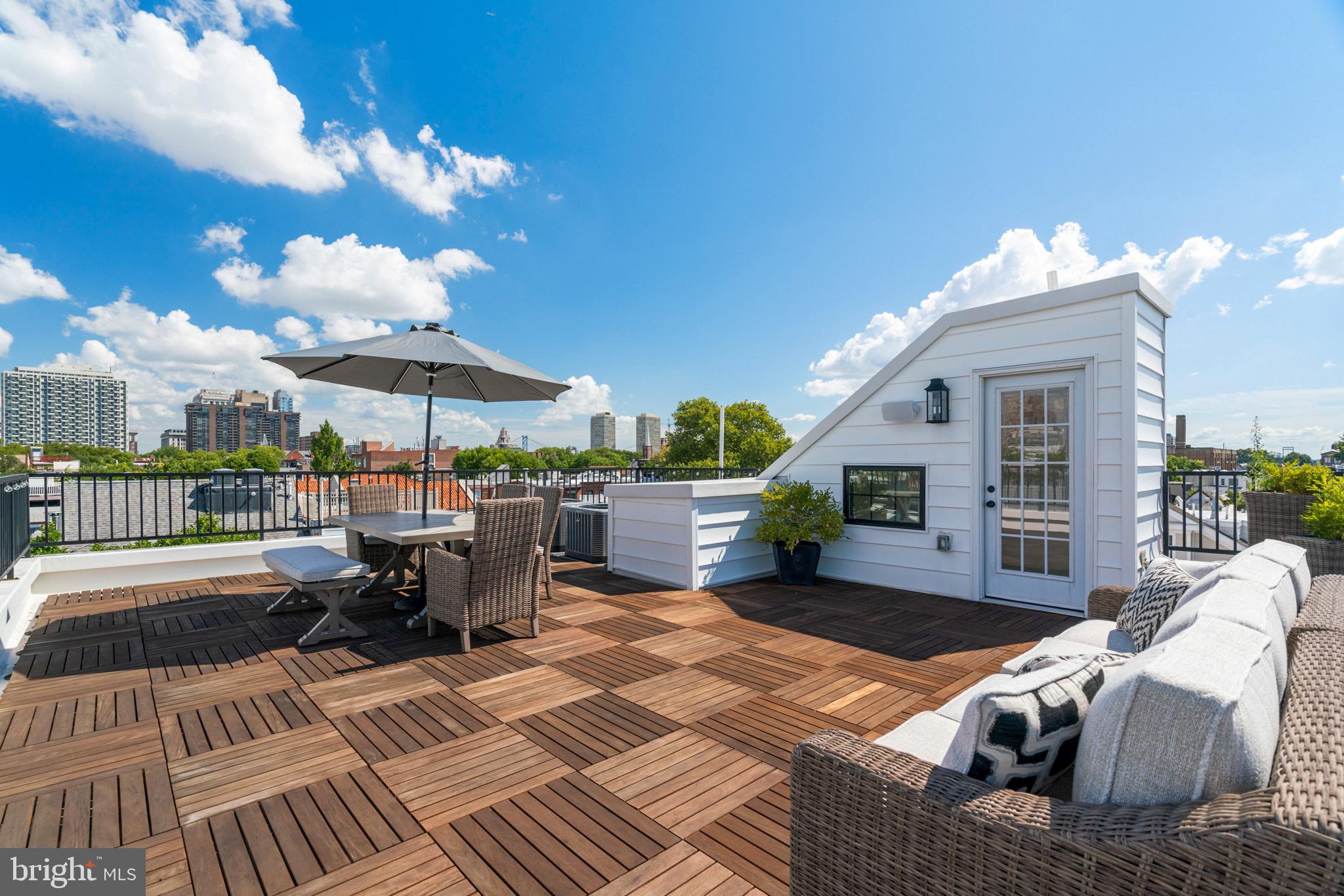 BELLA VISTA - Residential