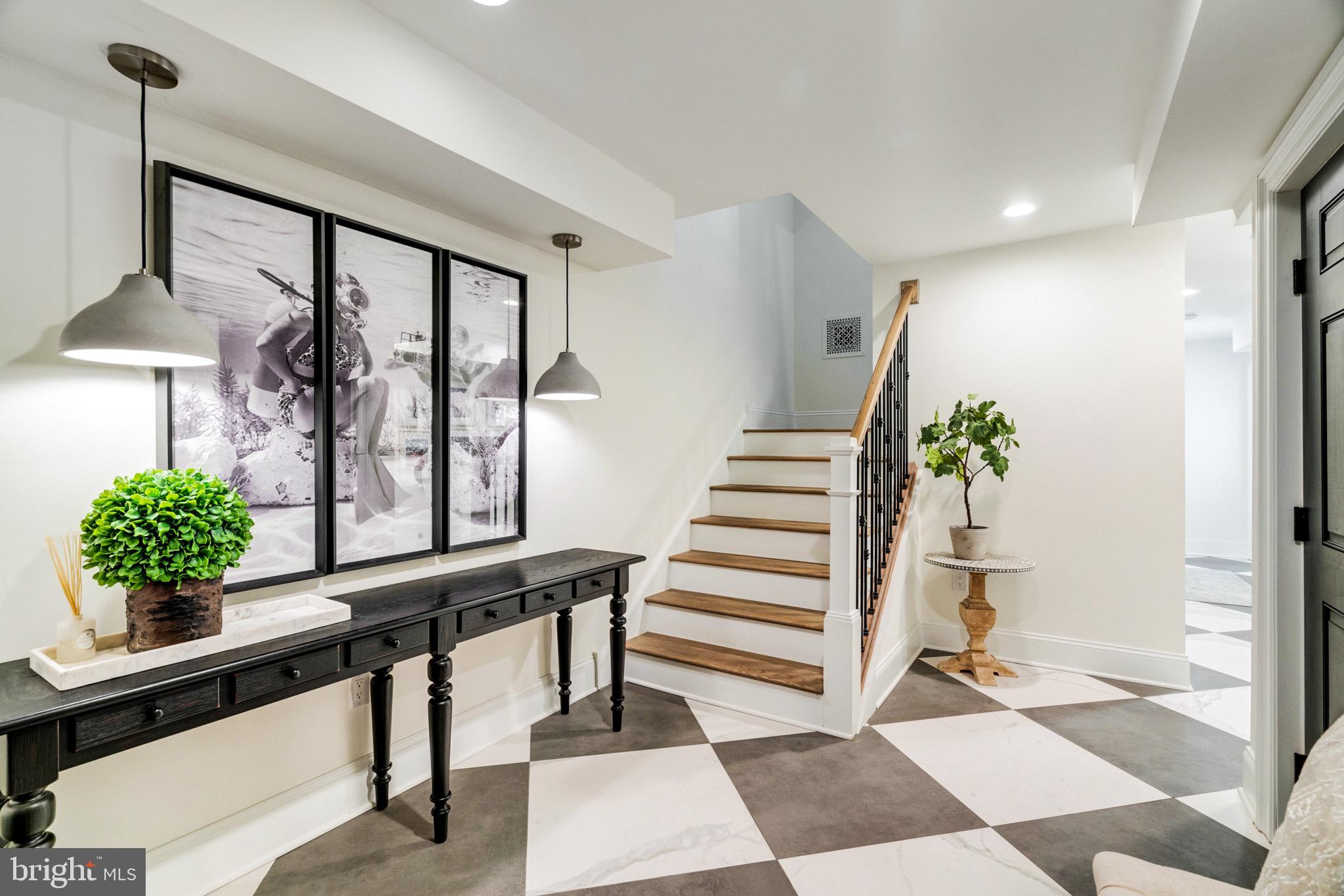 BELLA VISTA - Residential