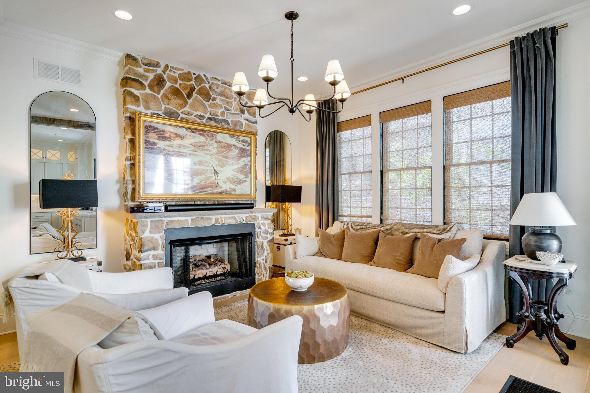 BELLA VISTA - Residential