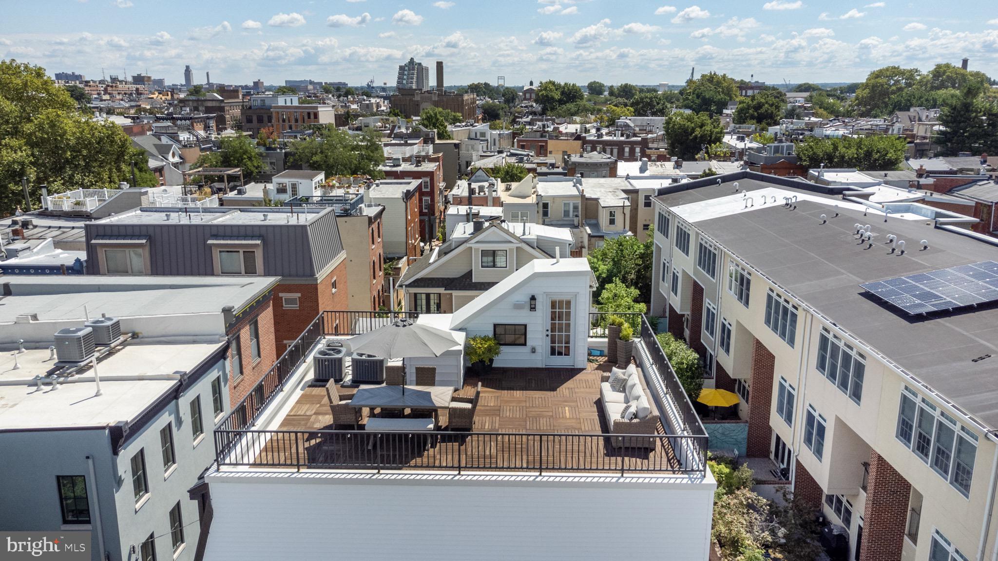 BELLA VISTA - Residential