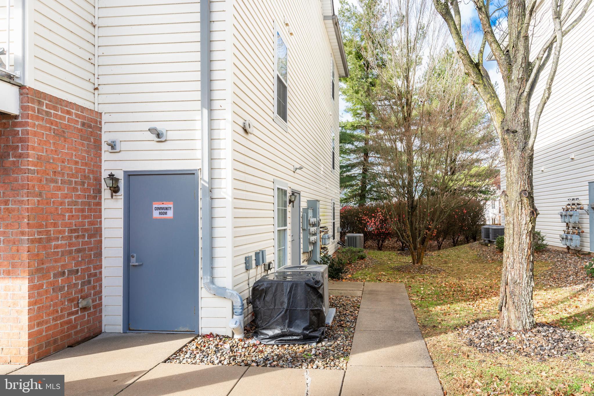 BELLA VITA SENIOR CONDOS - Residential