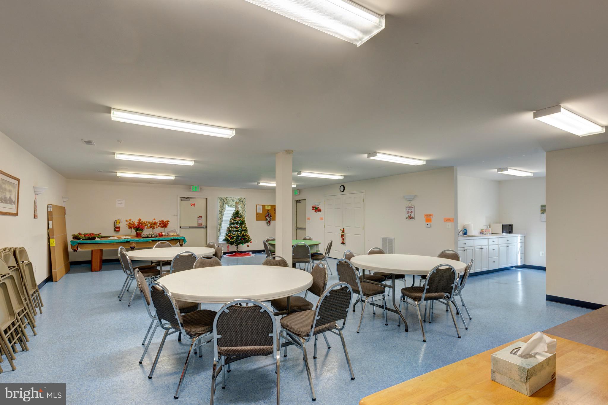 BELLA VITA SENIOR CONDOS - Residential