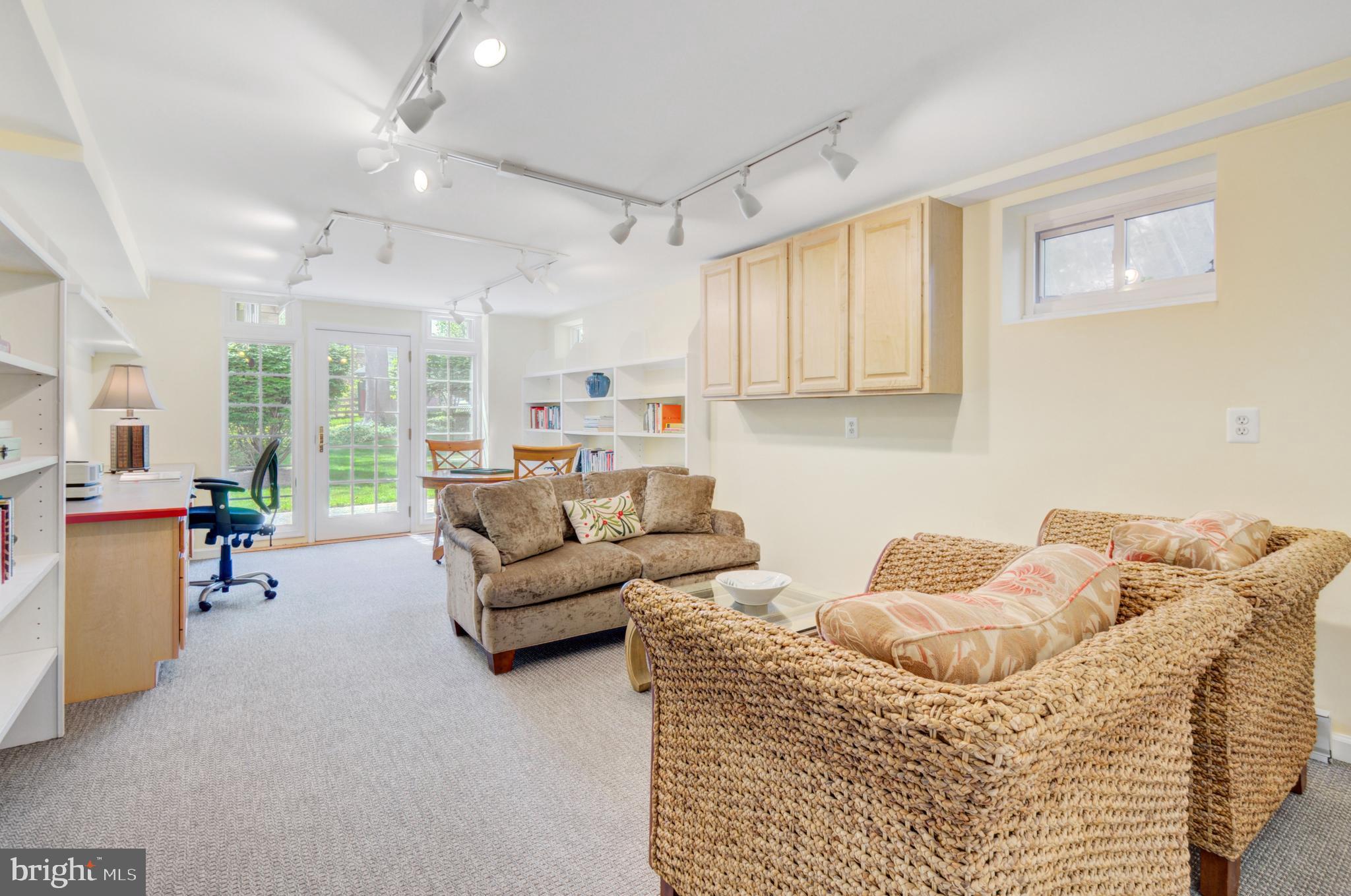 ROCK CREEK HIGHLANDS - Residential