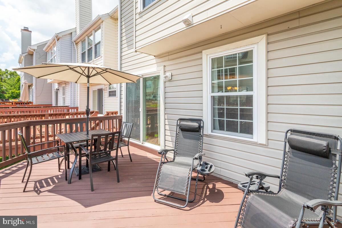 STONEY BEACH - Residential