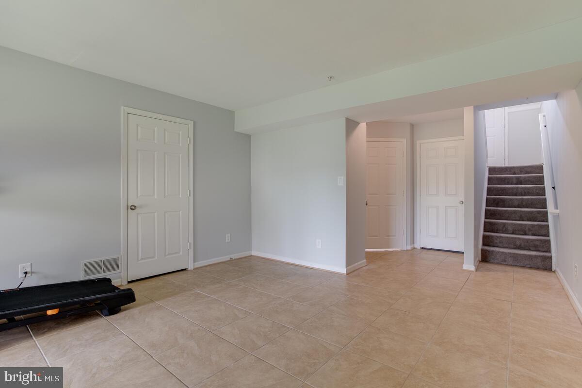 STONEY BEACH - Residential