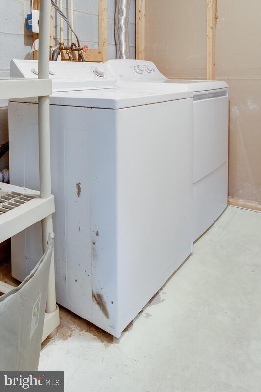 STONEY BEACH - Residential