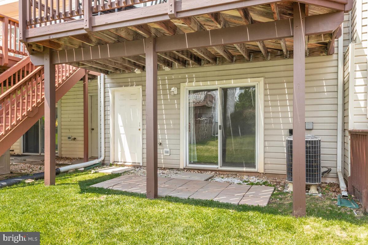 STONEY BEACH - Residential