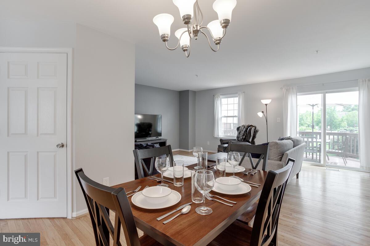 STONEY BEACH - Residential