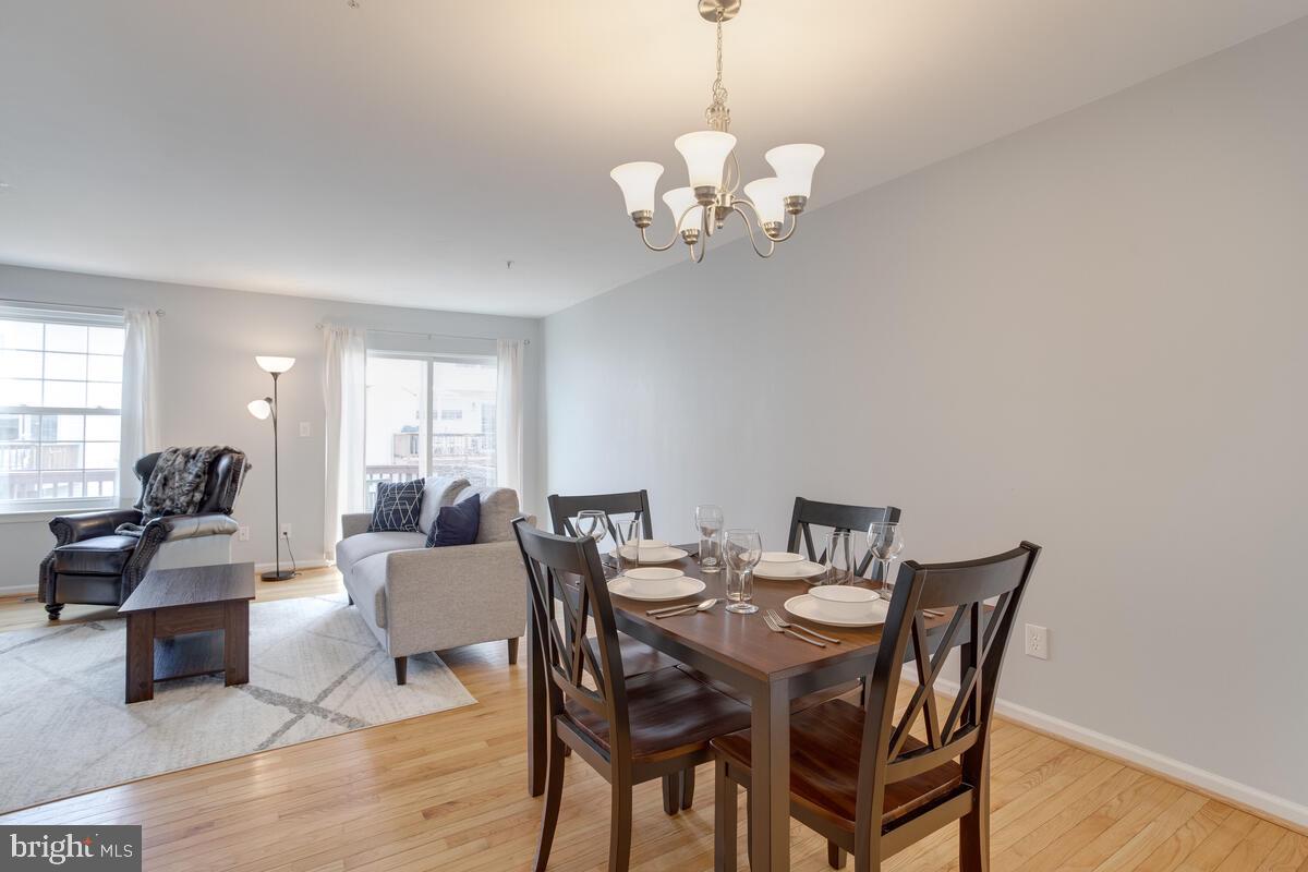 STONEY BEACH - Residential