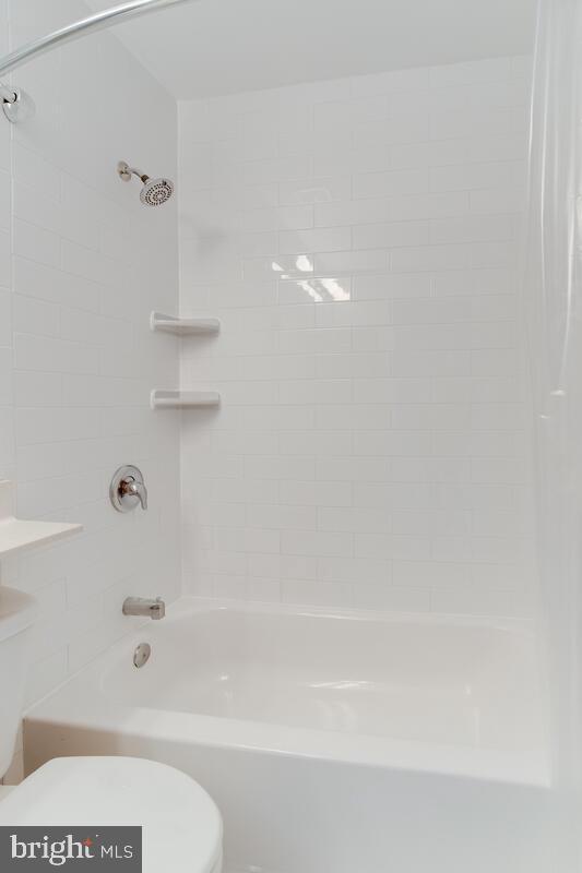 STONEY BEACH - Residential