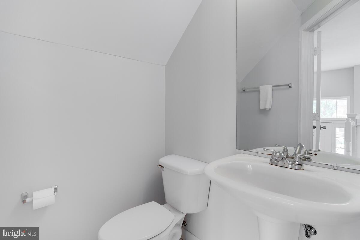 STONEY BEACH - Residential