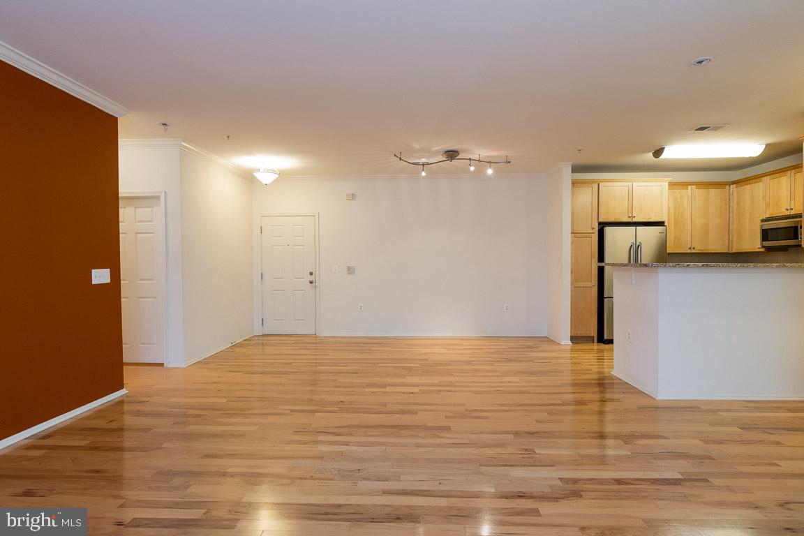 WHITE FLINT STATION - Residential Lease