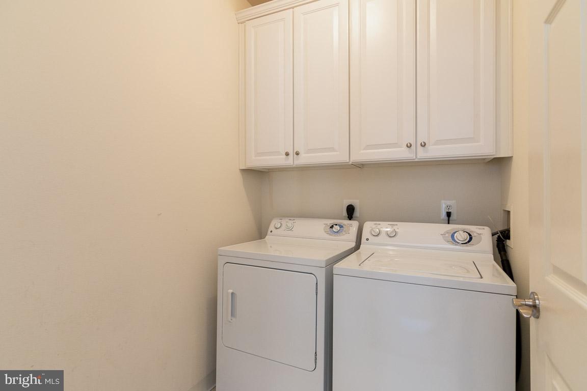 WHITE FLINT STATION - Residential Lease