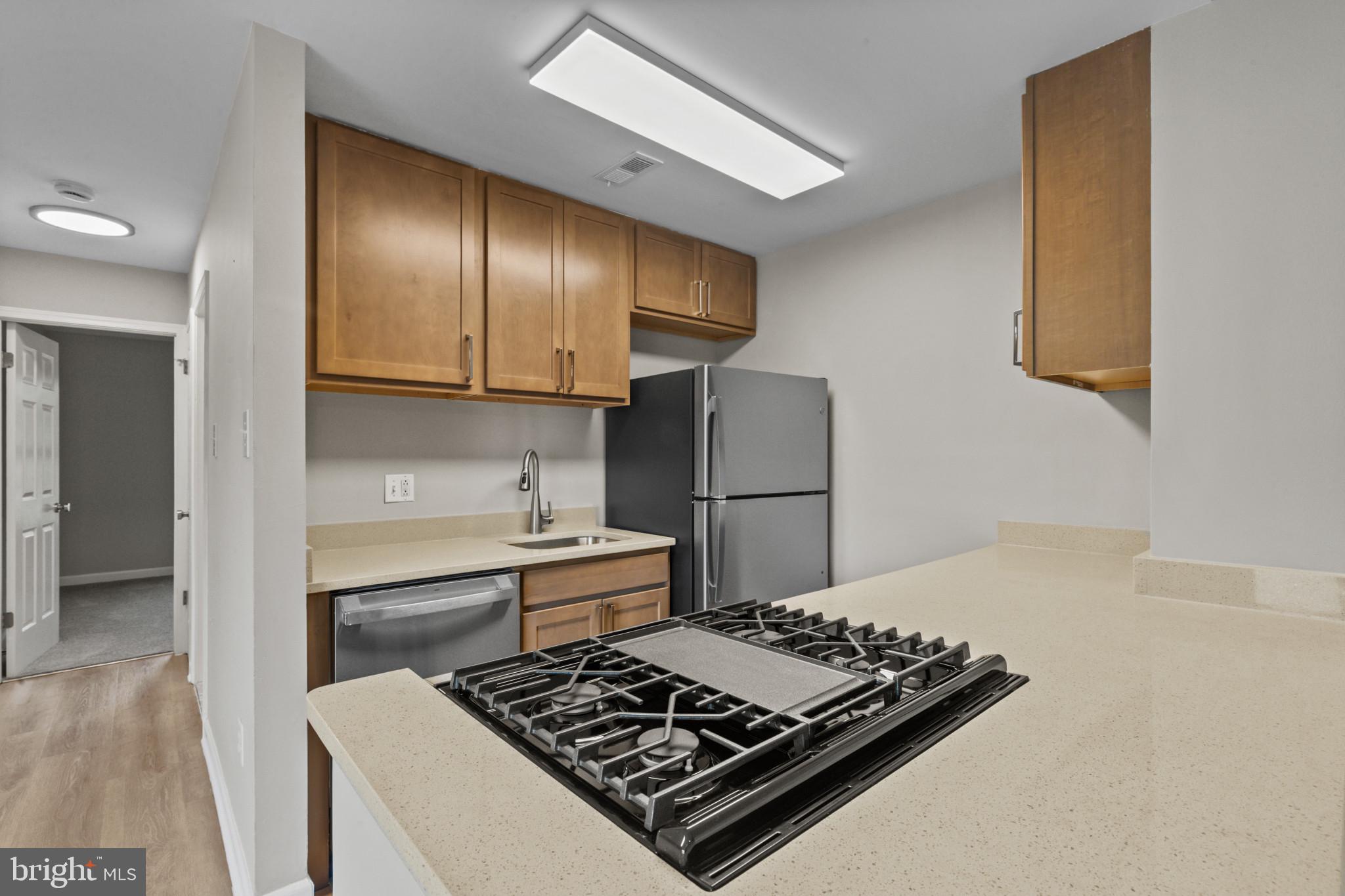 SUN VALLEY CONDOMINIUMS - Residential