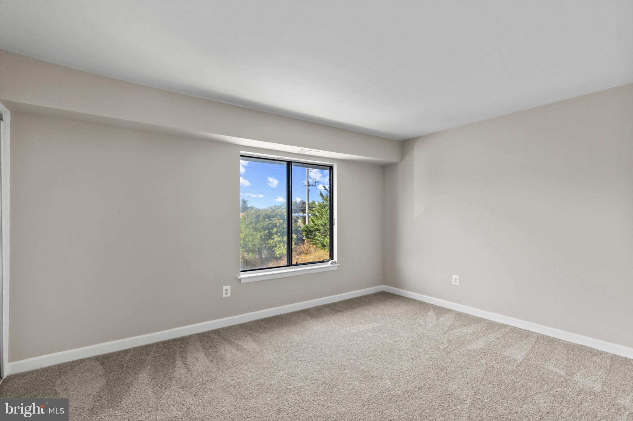 SUN VALLEY CONDOMINIUMS - Residential