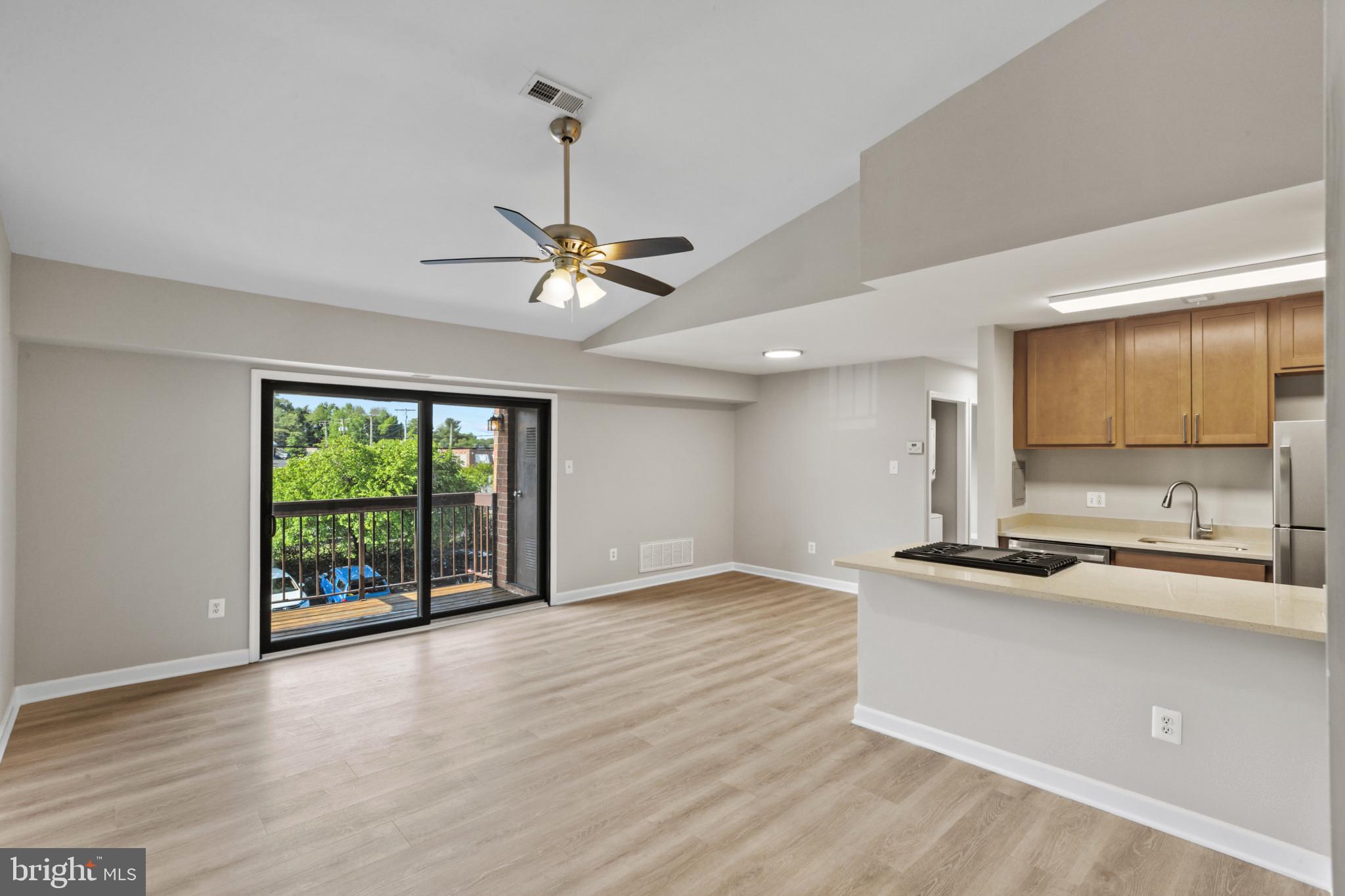 SUN VALLEY CONDOMINIUMS - Residential