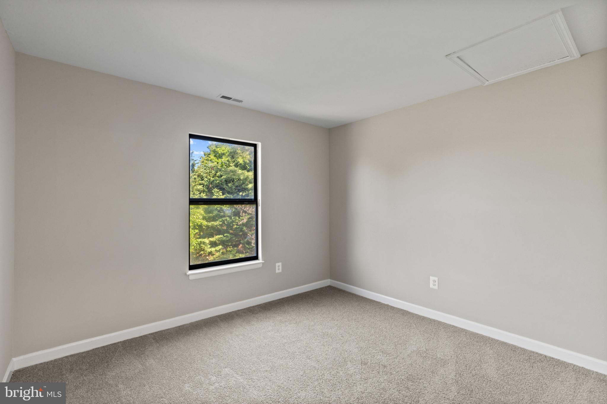 SUN VALLEY CONDOMINIUMS - Residential