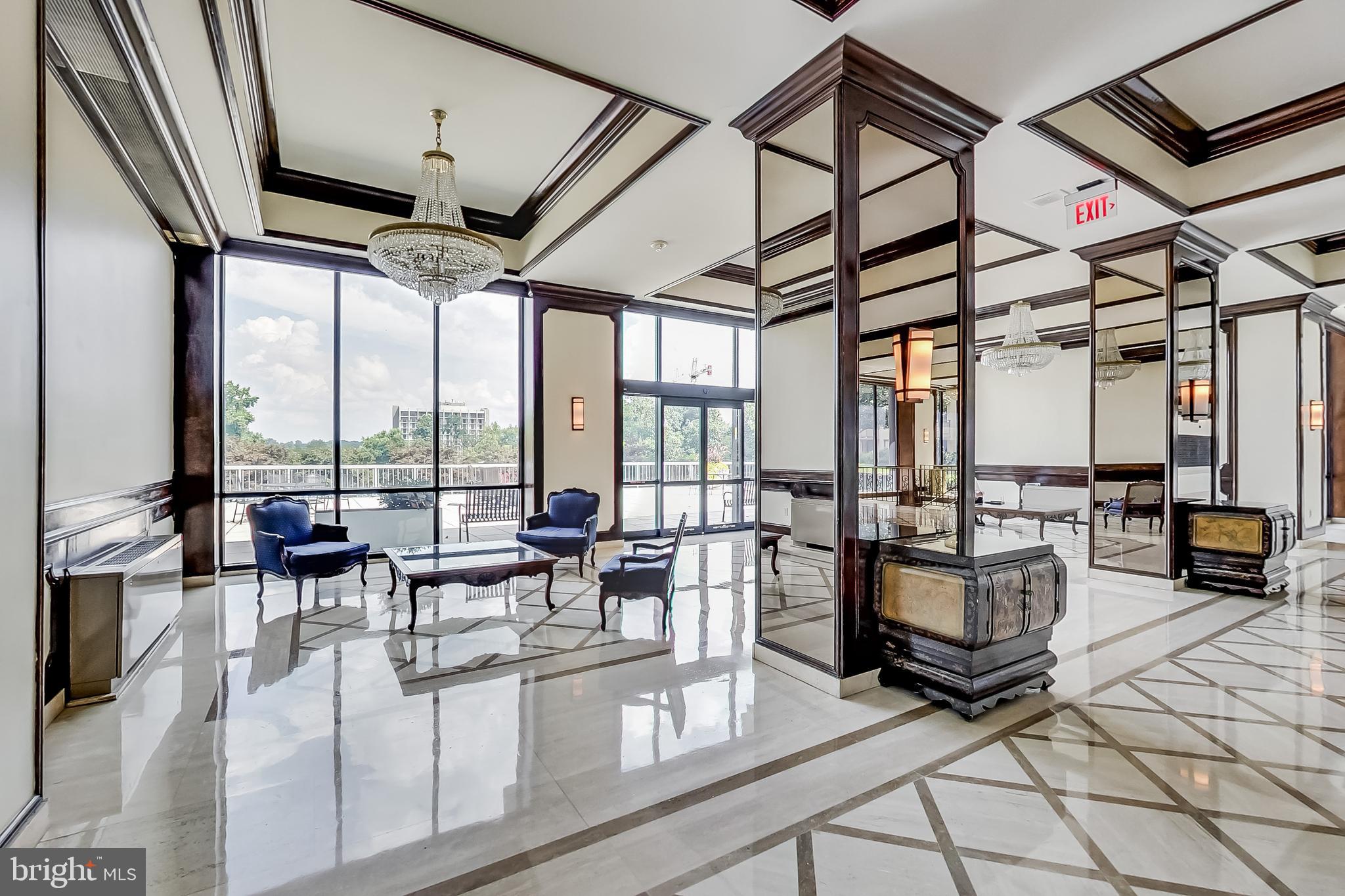 PROMENADE TOWERS - Residential Lease