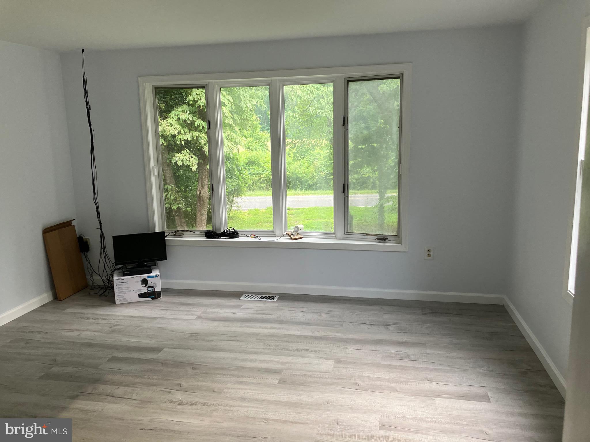 21 DEER PATH WAY