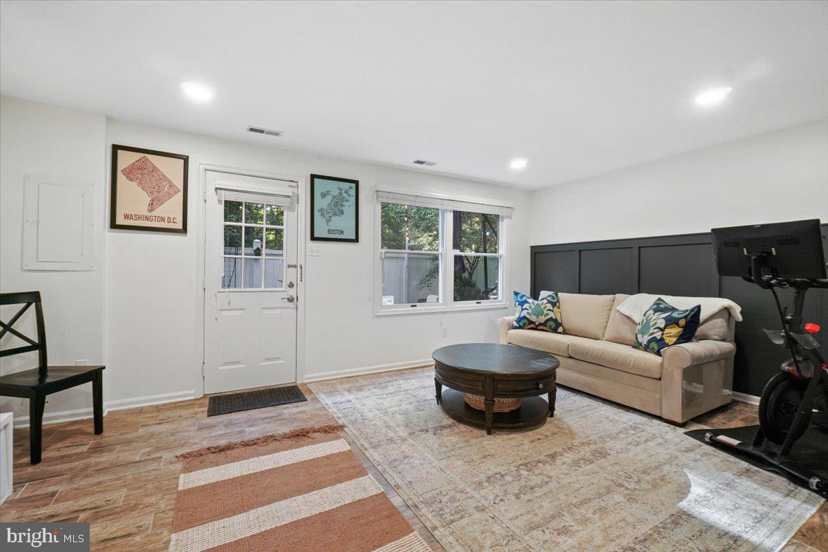 BIRCHFIELD WOODS - Residential