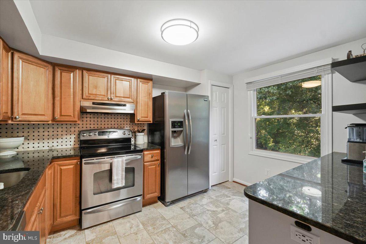 BIRCHFIELD WOODS - Residential