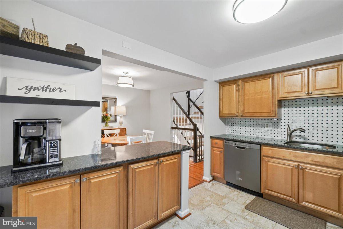 BIRCHFIELD WOODS - Residential