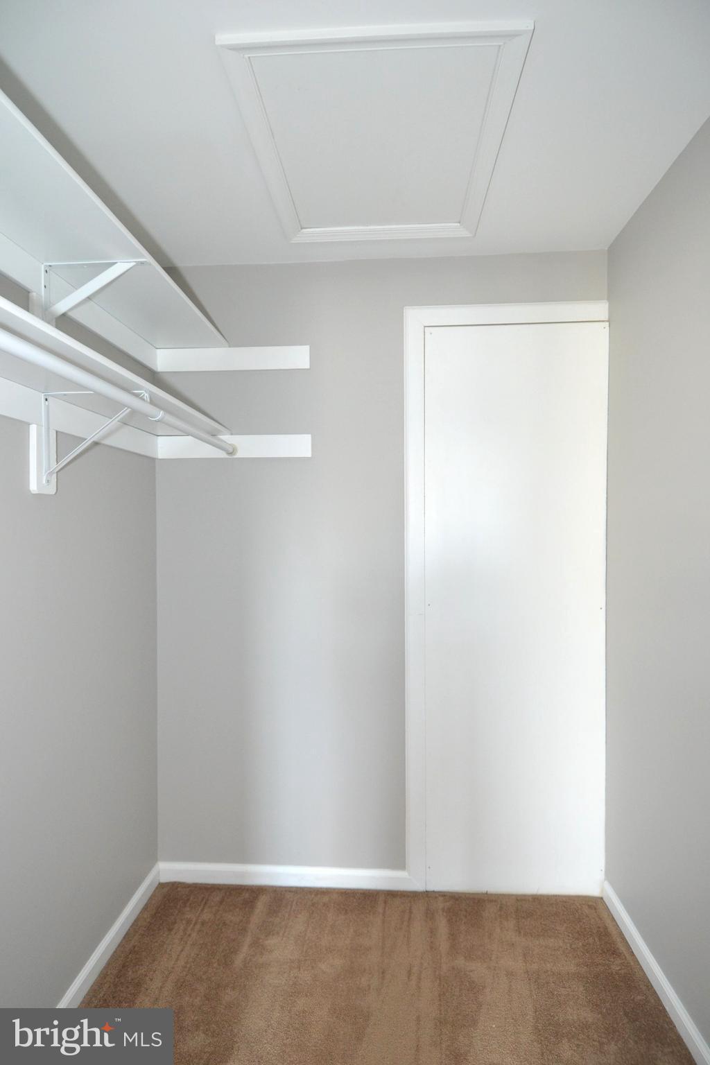 NANTUCKET MEWS @ CROFTON - Residential Lease