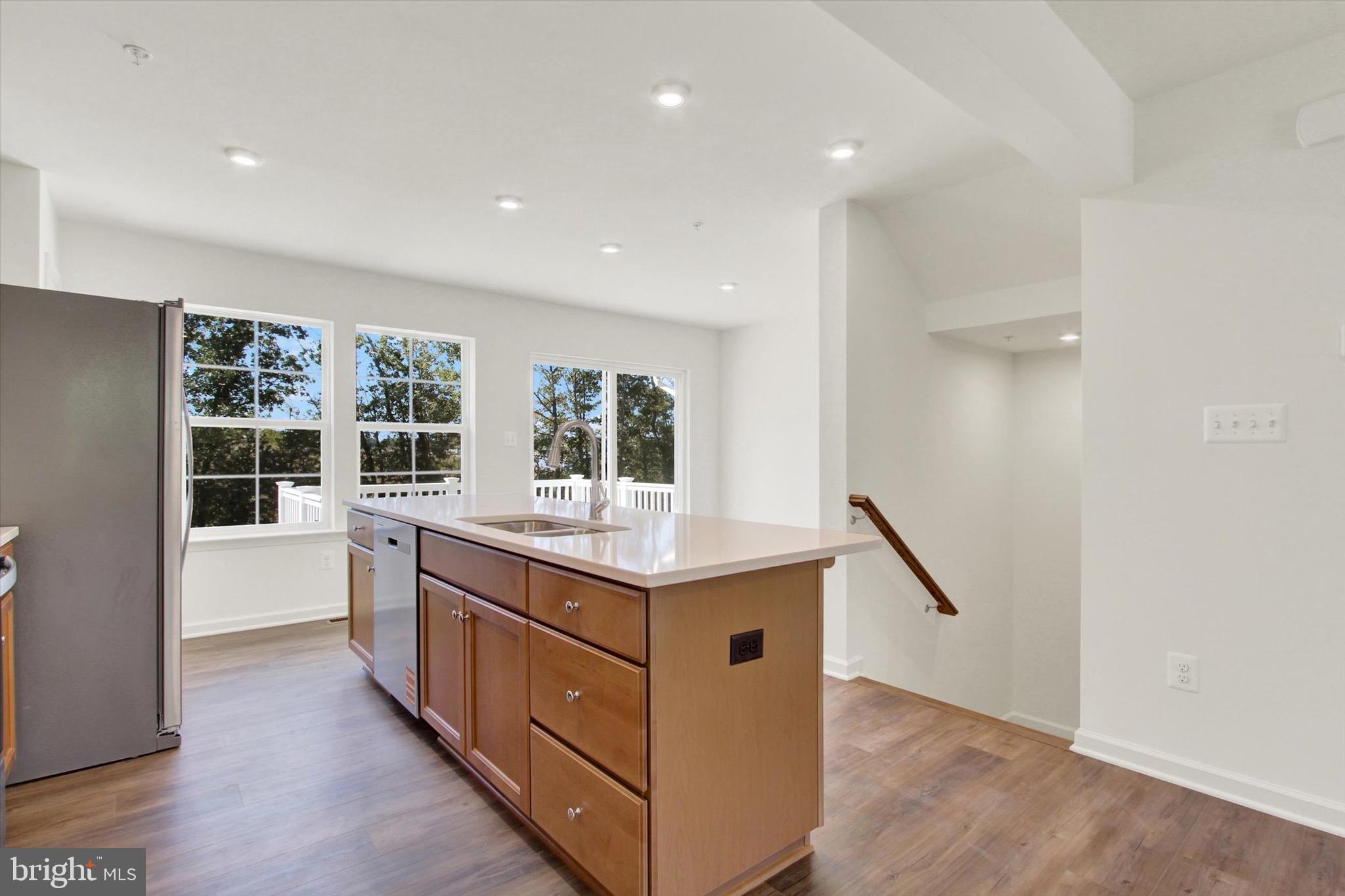 HOMESTEAD ACRES - Residential Lease