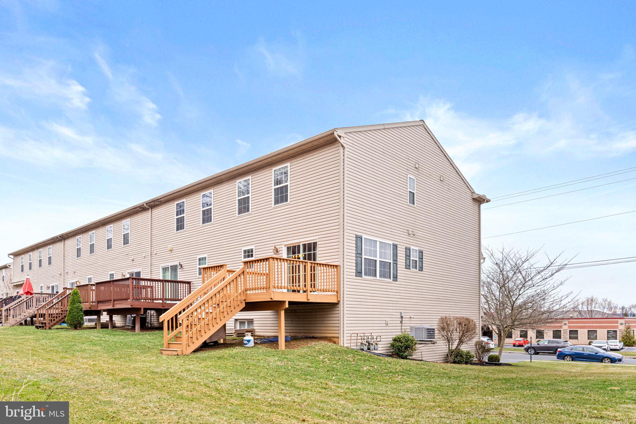 SCHOOLHOUSE CROSSING - Residential