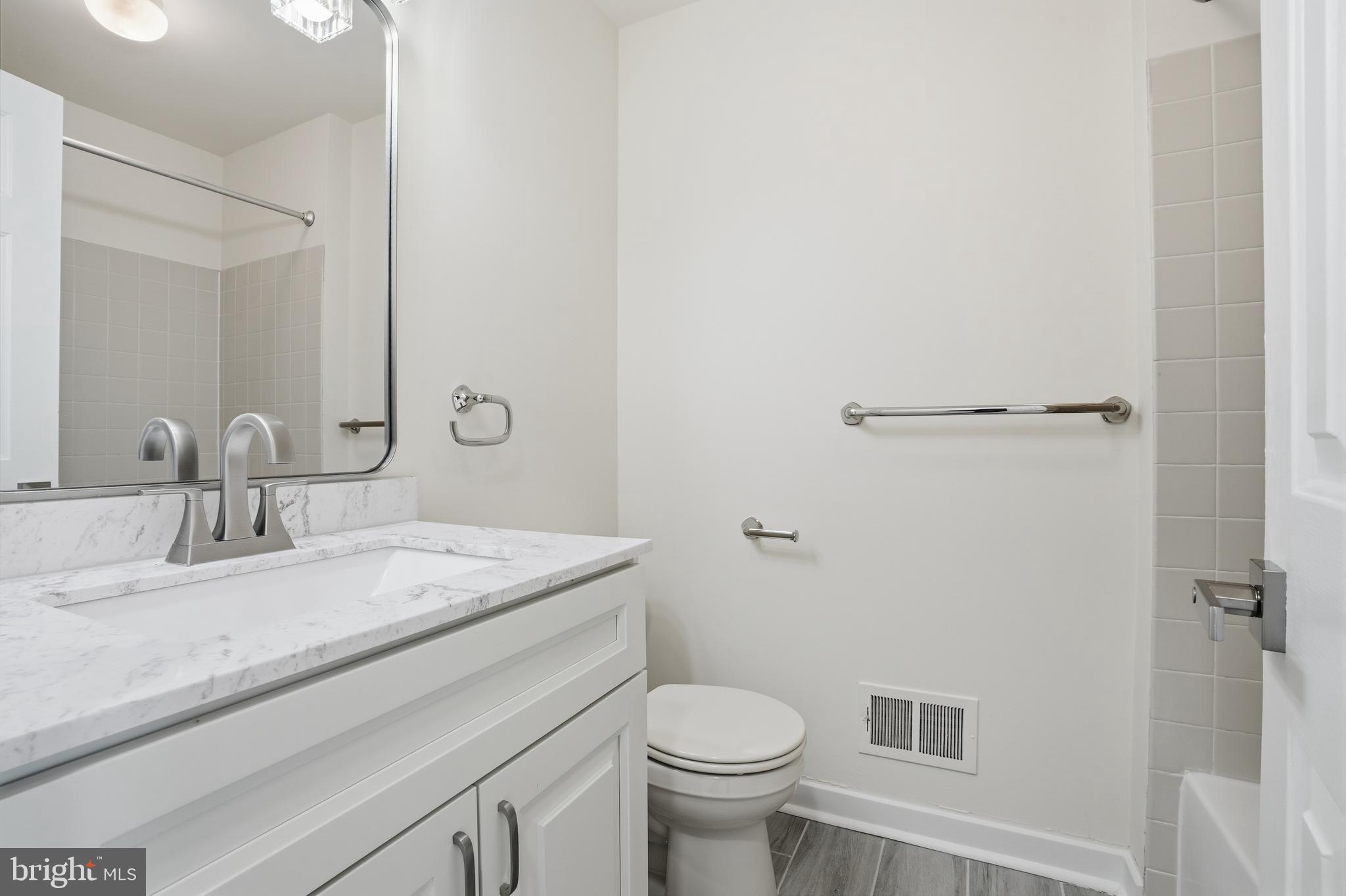 BROOKSTONE - Residential