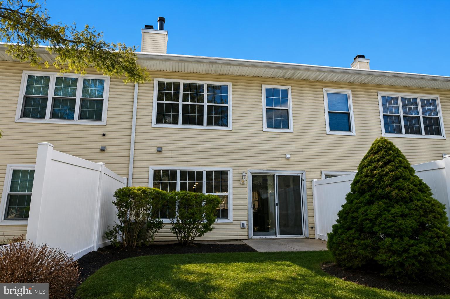 BROOKSTONE - Residential