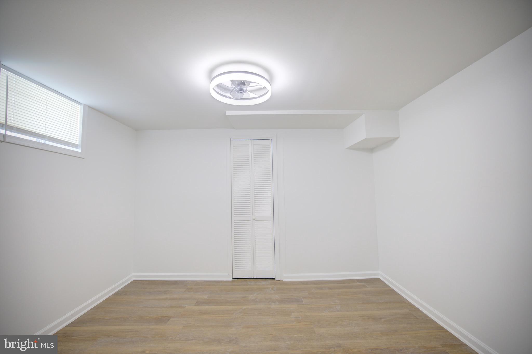 HAMILTON HILLS - Residential Lease