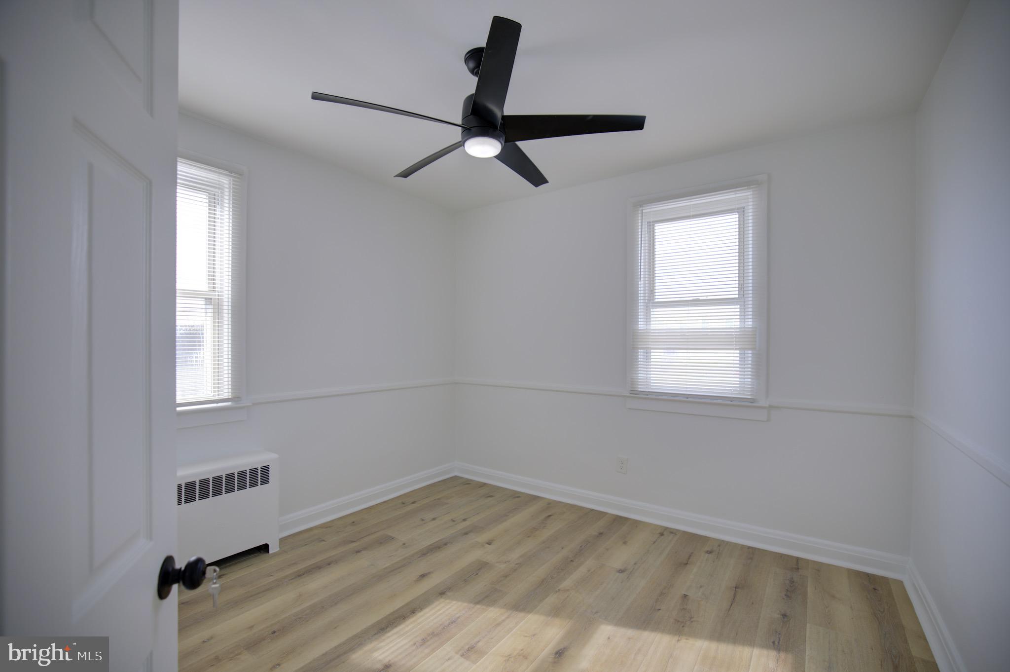 HAMILTON HILLS - Residential Lease