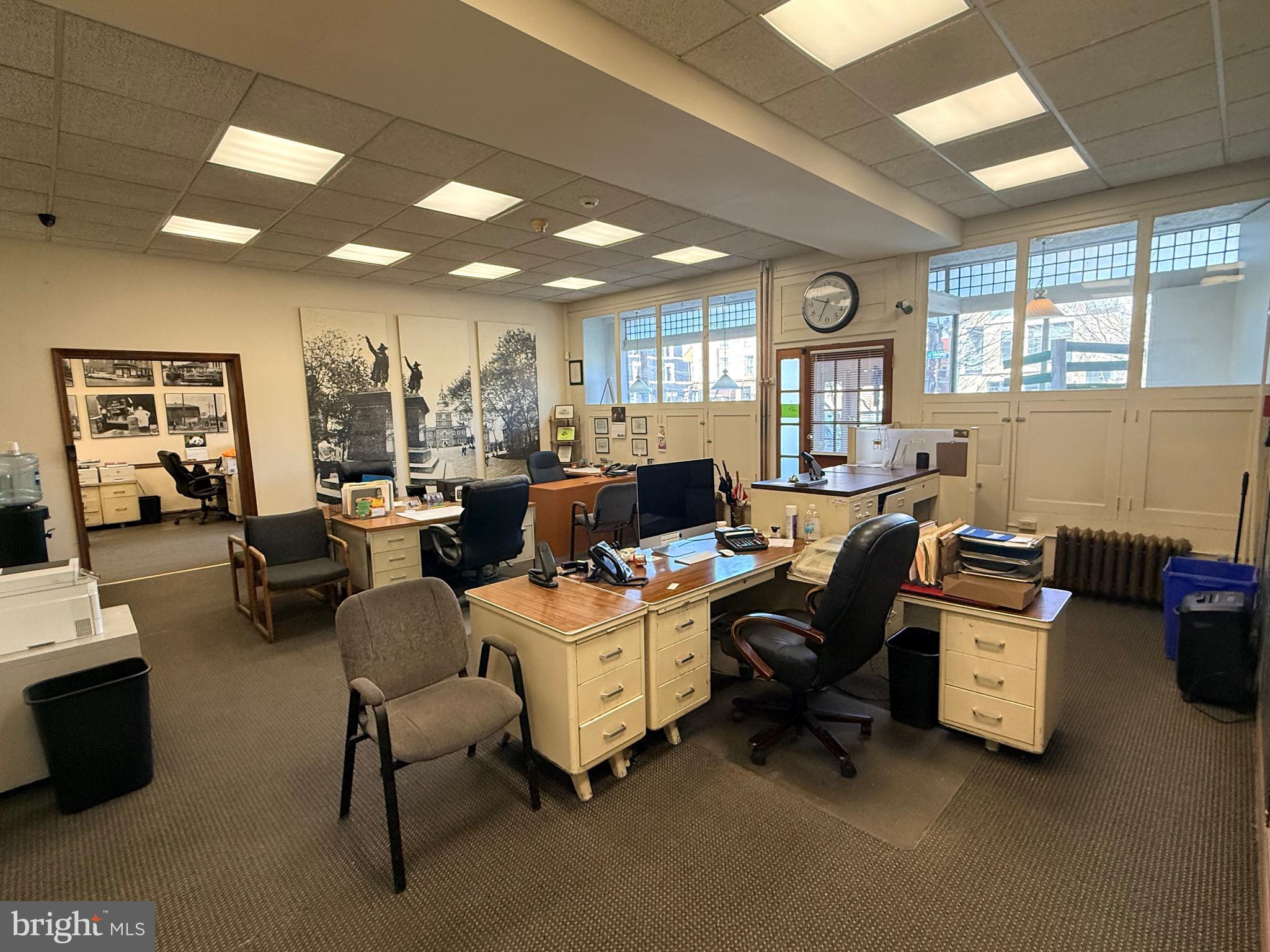 FISHTOWN - Commercial Sale