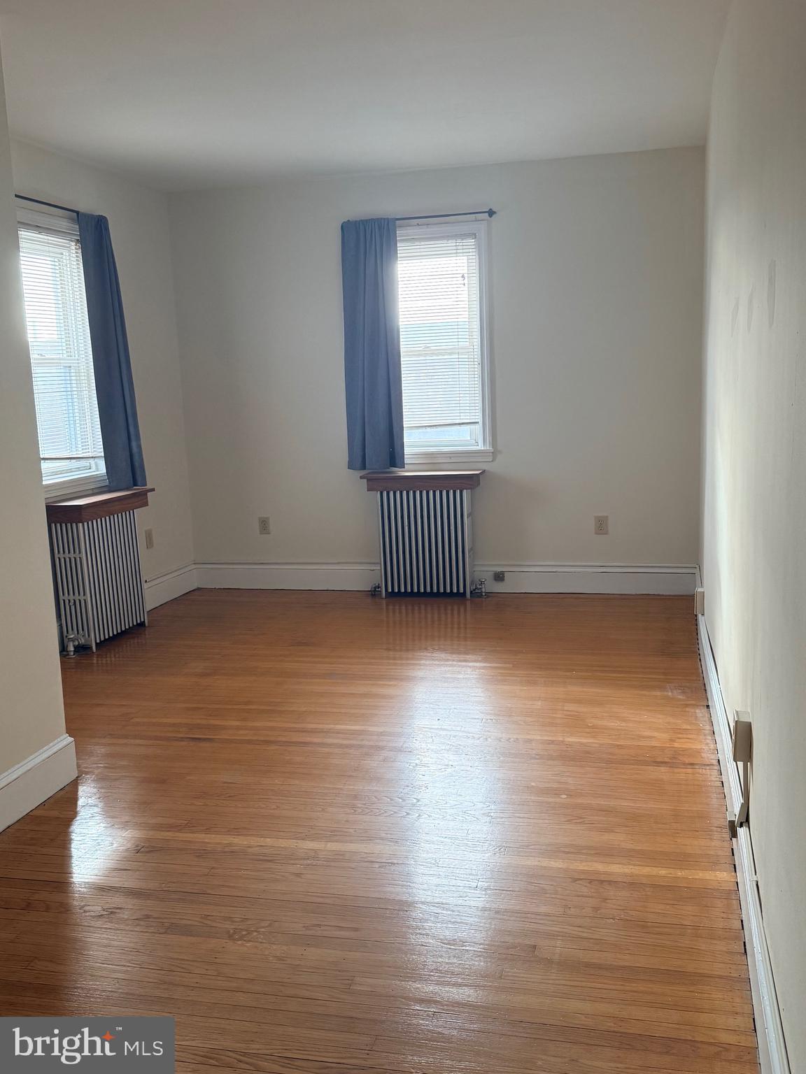 FISHTOWN - Commercial Sale