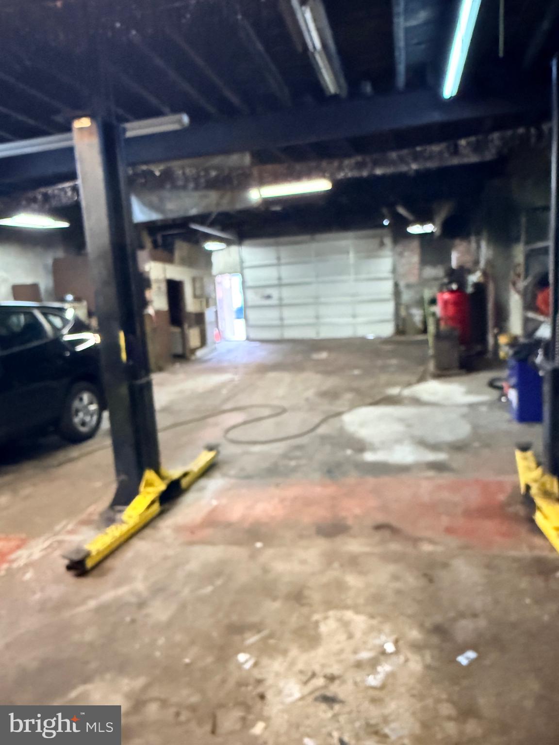 FISHTOWN - Commercial Sale