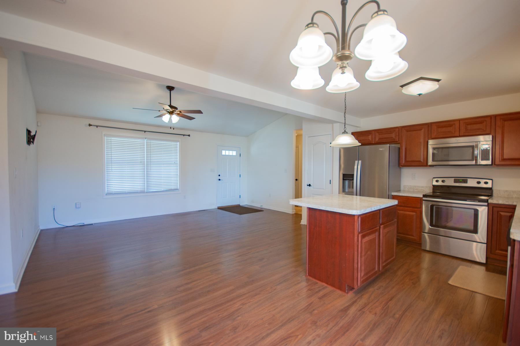 HICKORY RUN II - Residential Lease