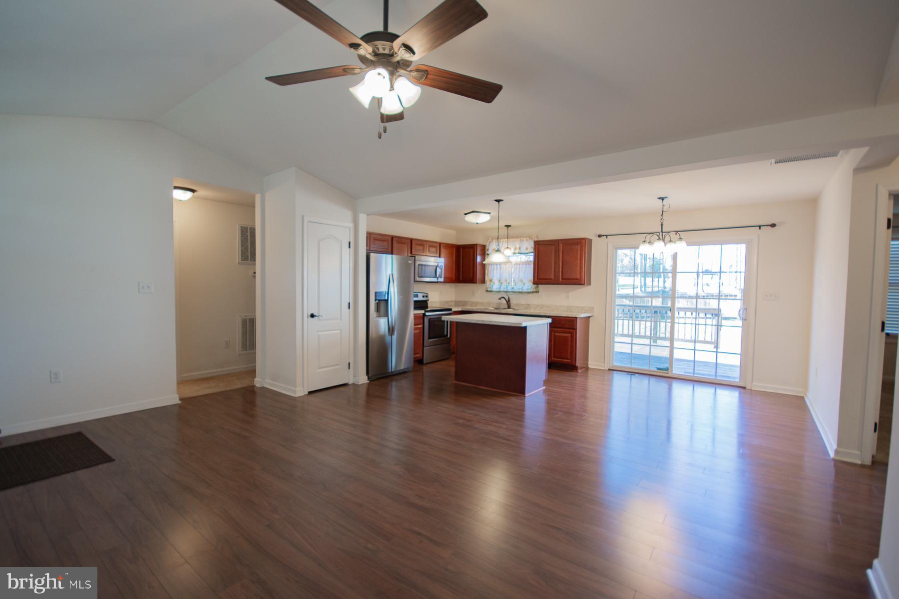 HICKORY RUN II - Residential Lease