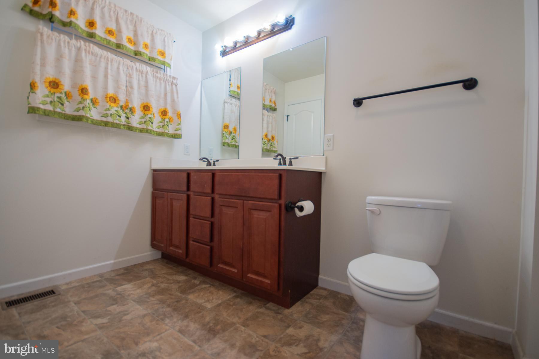 HICKORY RUN II - Residential Lease