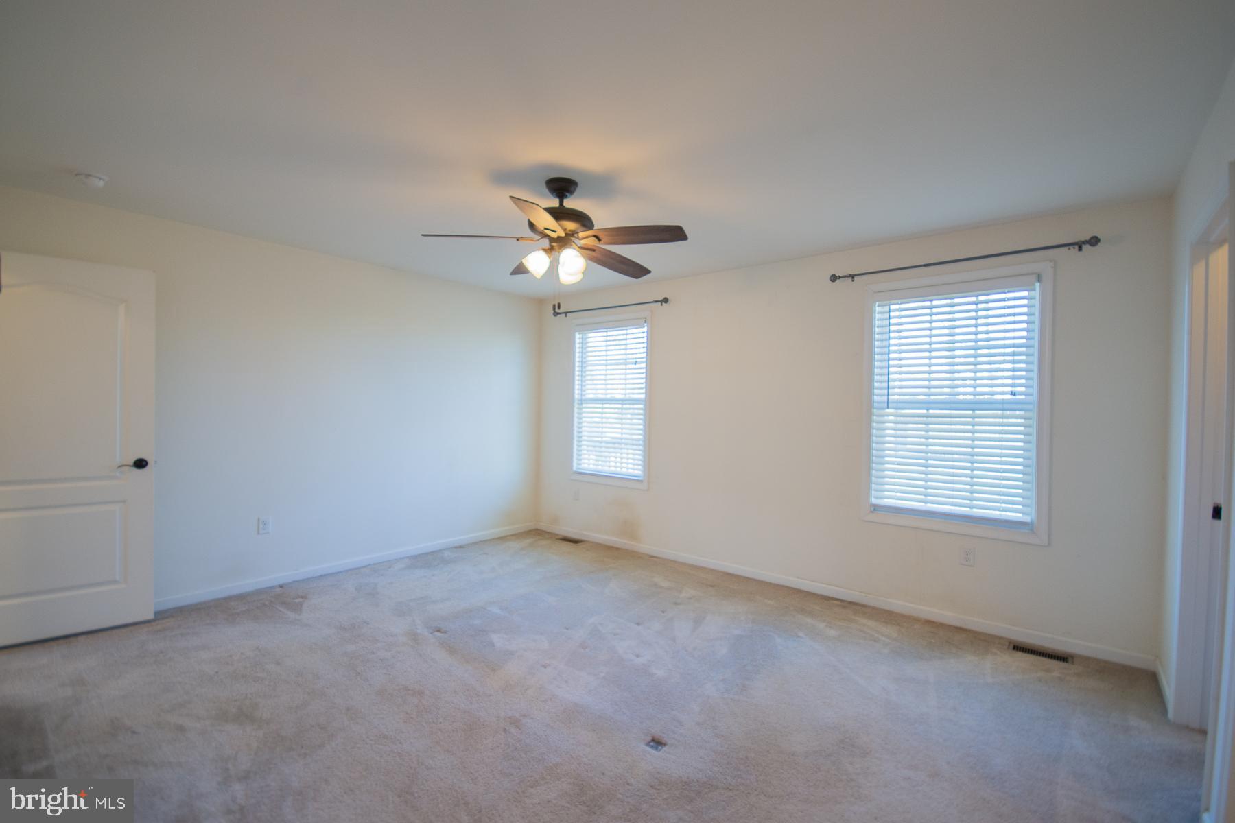 HICKORY RUN II - Residential Lease