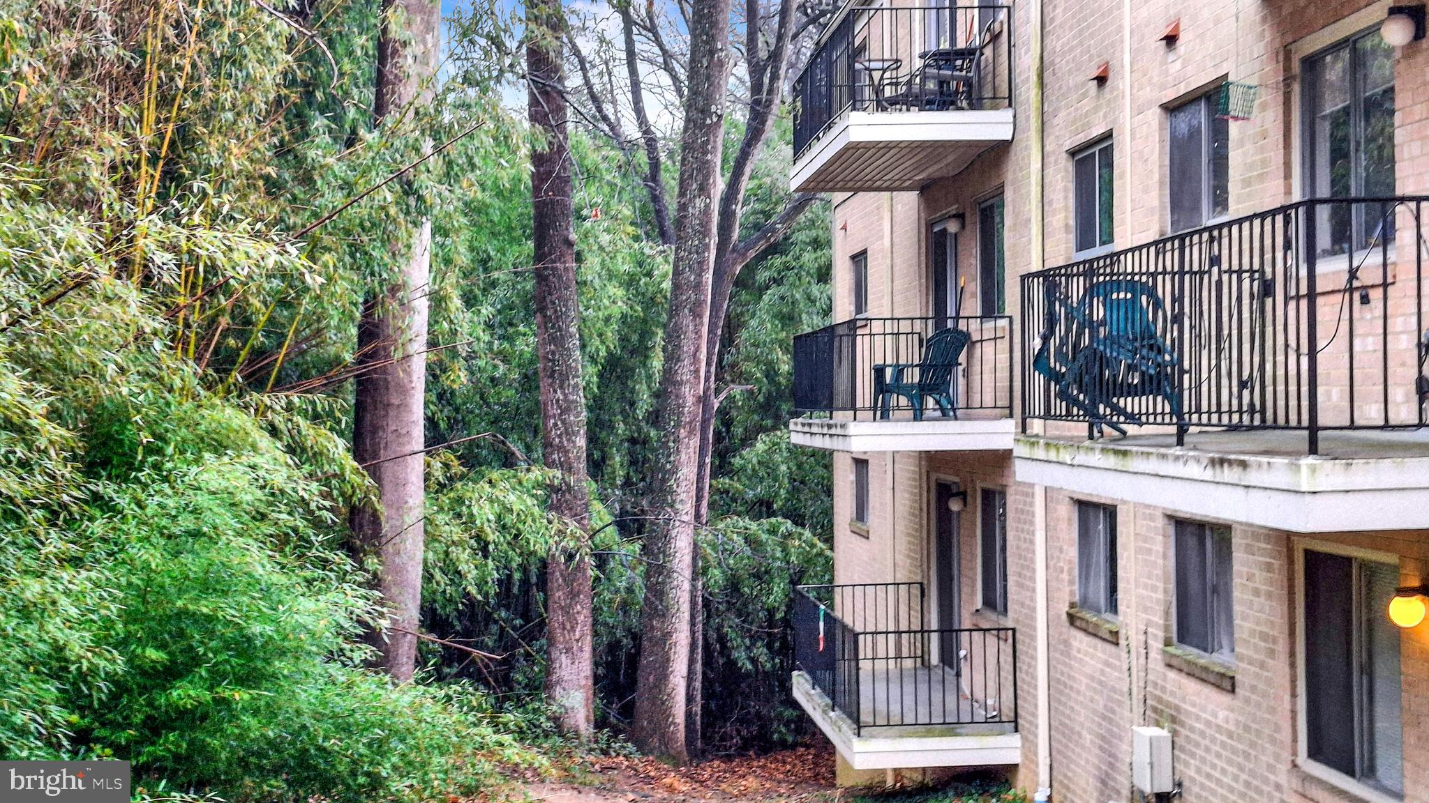 PARKSIDE CONDOMINIUMS - Residential