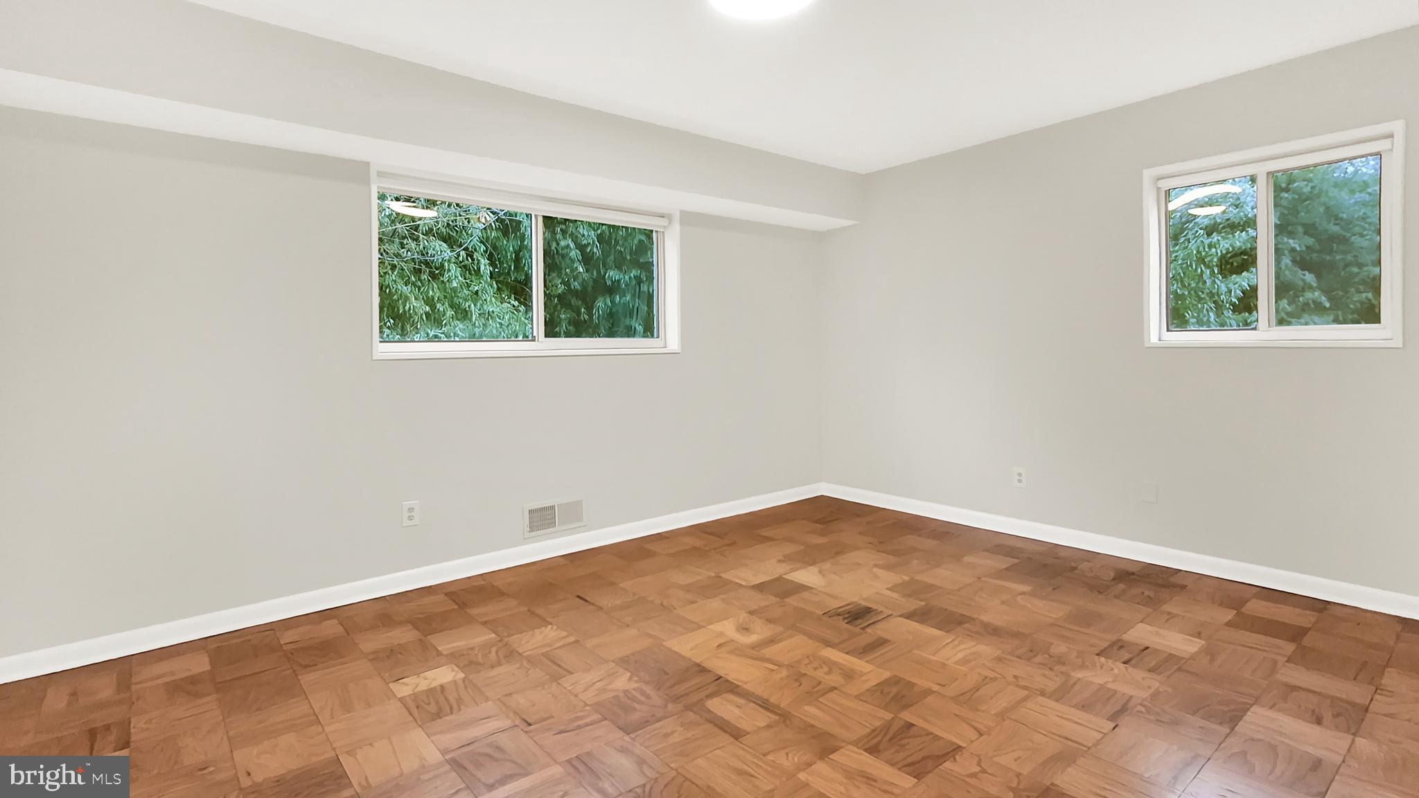 PARKSIDE CONDOMINIUMS - Residential