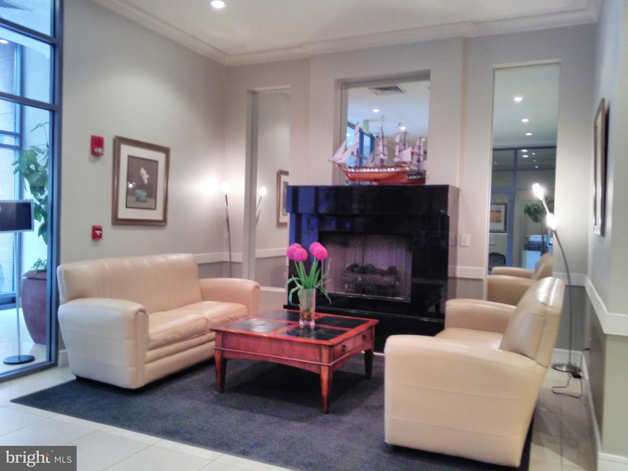 INNER HARBOR - Residential Lease