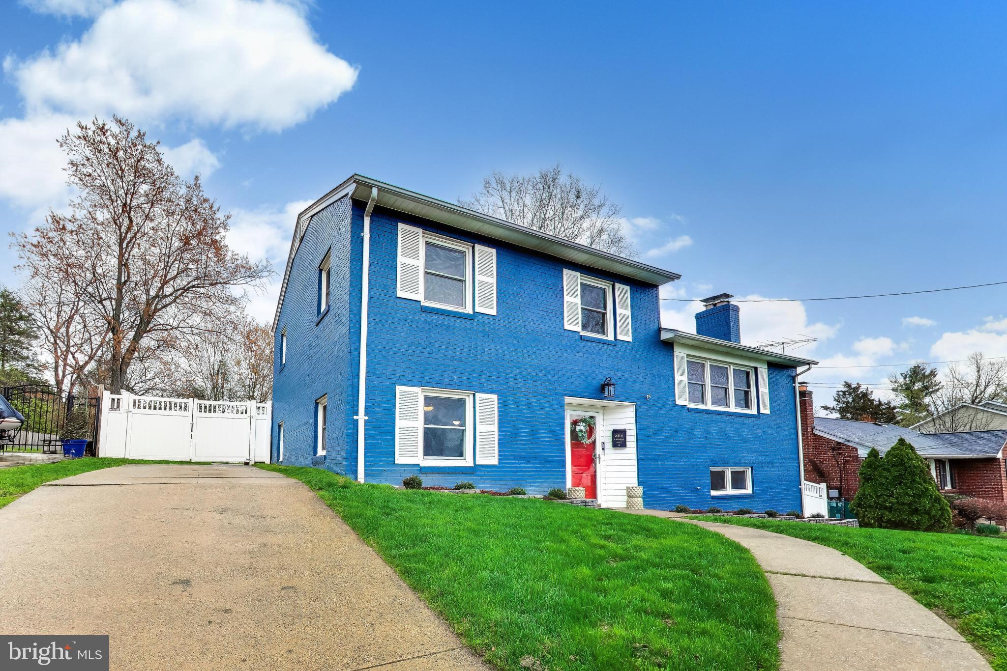 EAST FALLS CHURCH - Residential