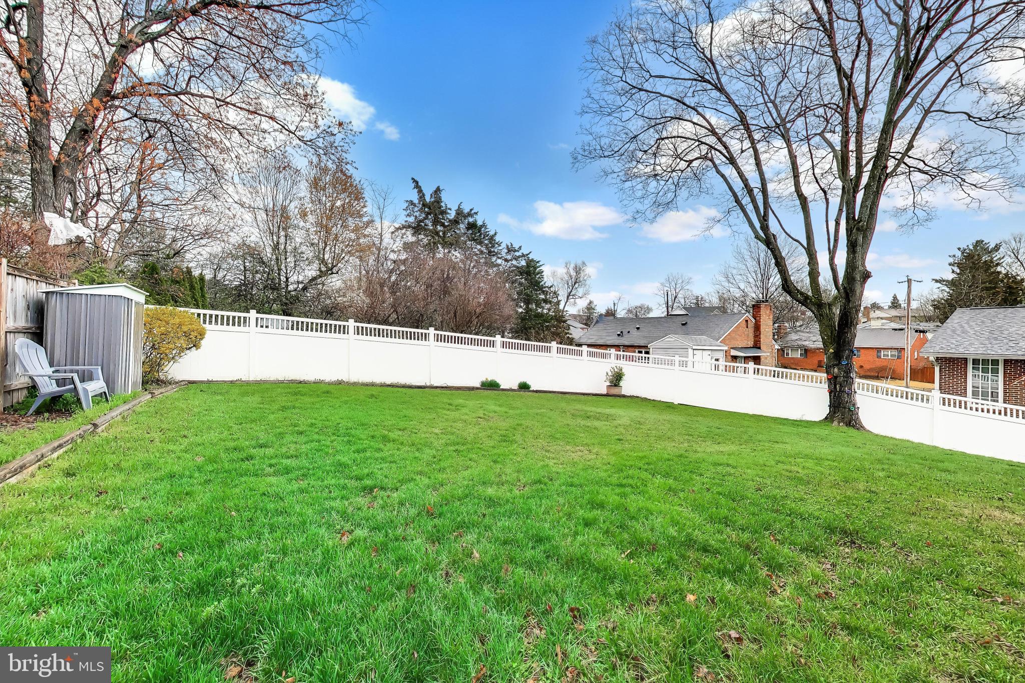 EAST FALLS CHURCH - Residential