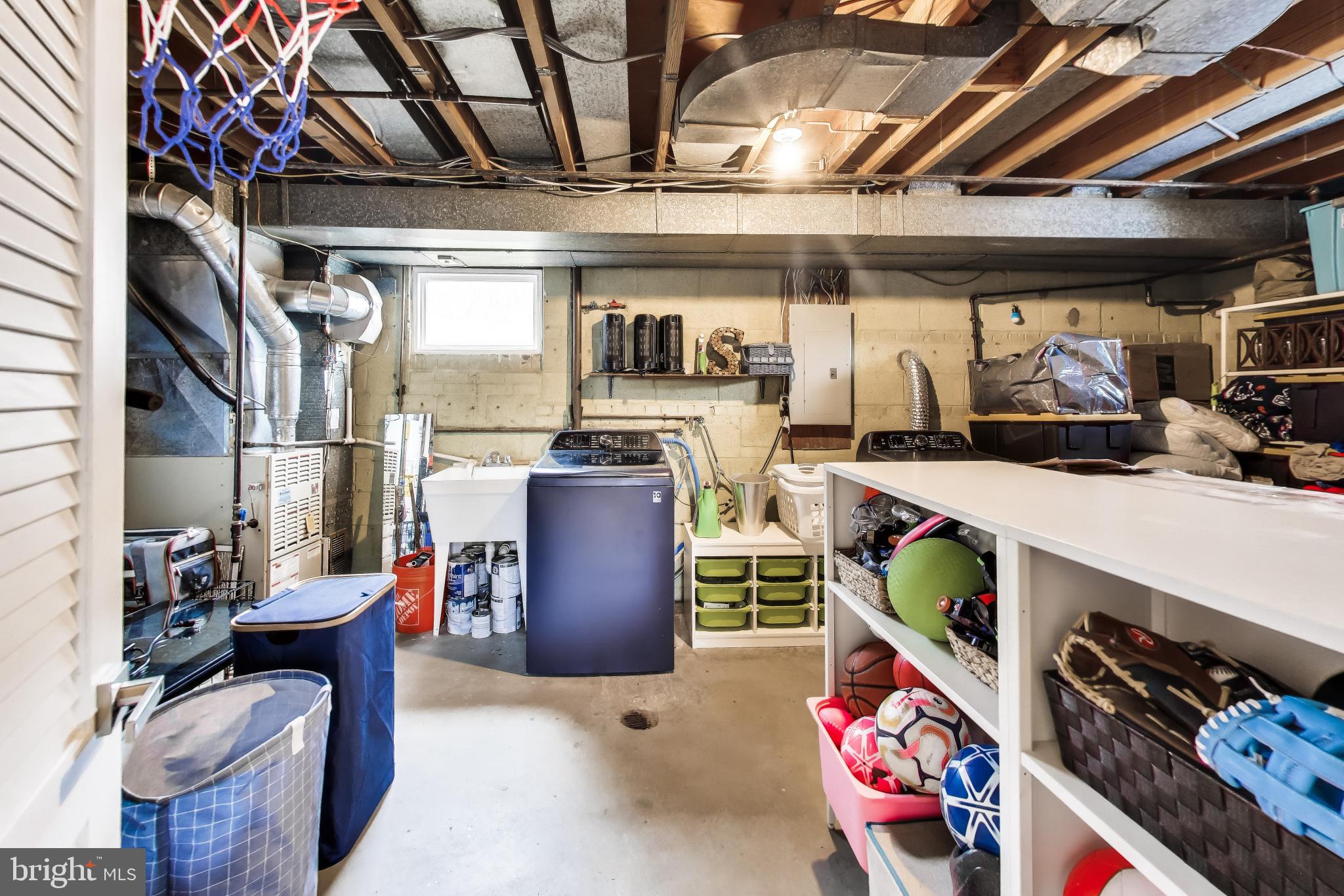 EAST FALLS CHURCH - Residential